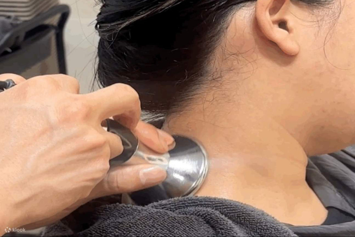 Seúl: 15 Step Scalp Treatment / Tratamiento Capilar de 15 pasos